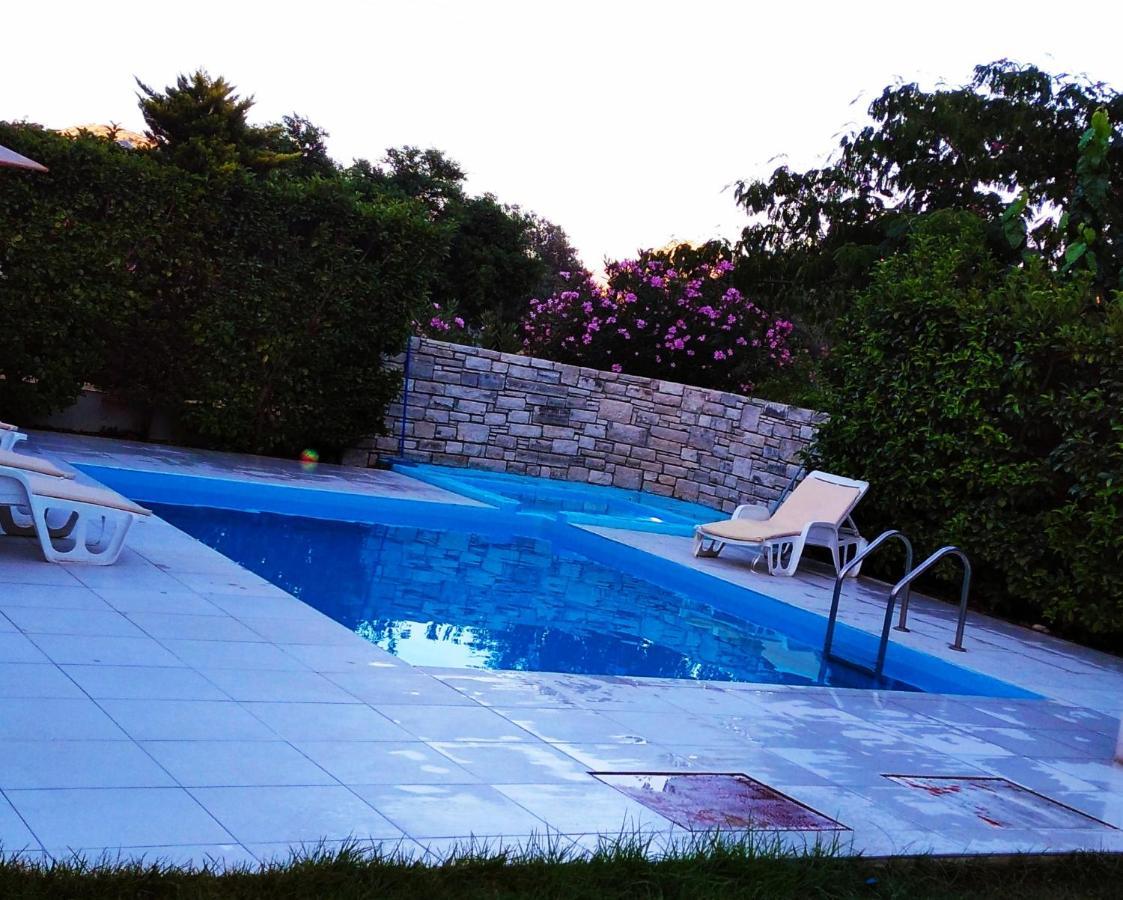 "Villa Kanavos" Apts Матала Екстер'єр фото