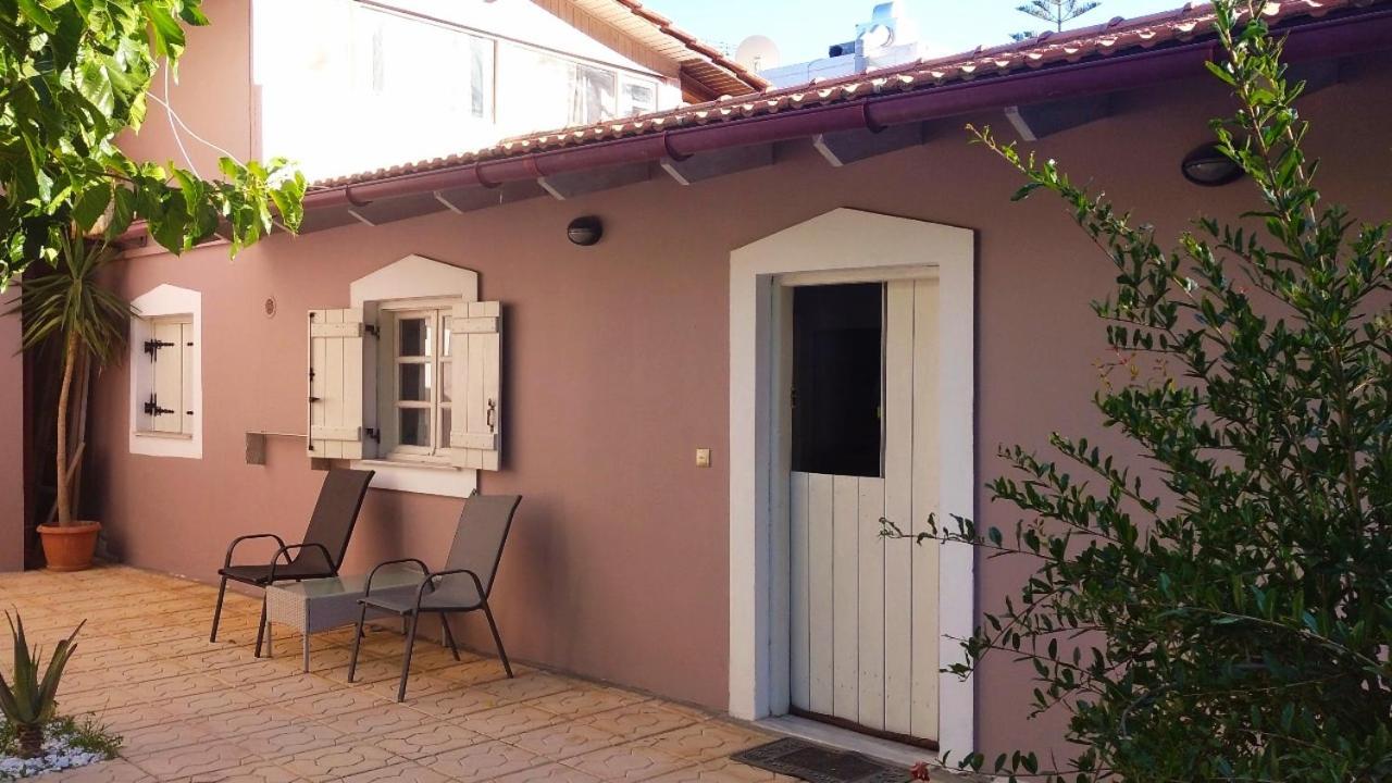 "Villa Kanavos" Apts Матала Екстер'єр фото