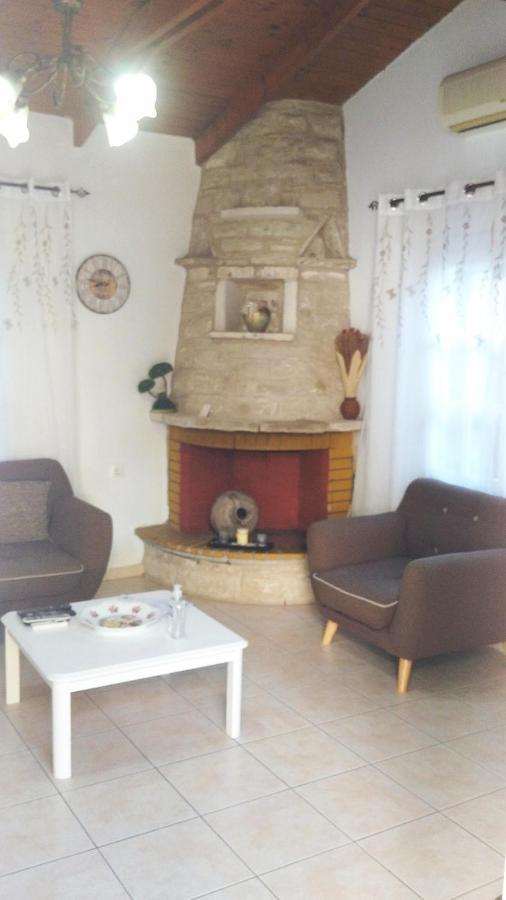 "Villa Kanavos" Apts Матала Екстер'єр фото