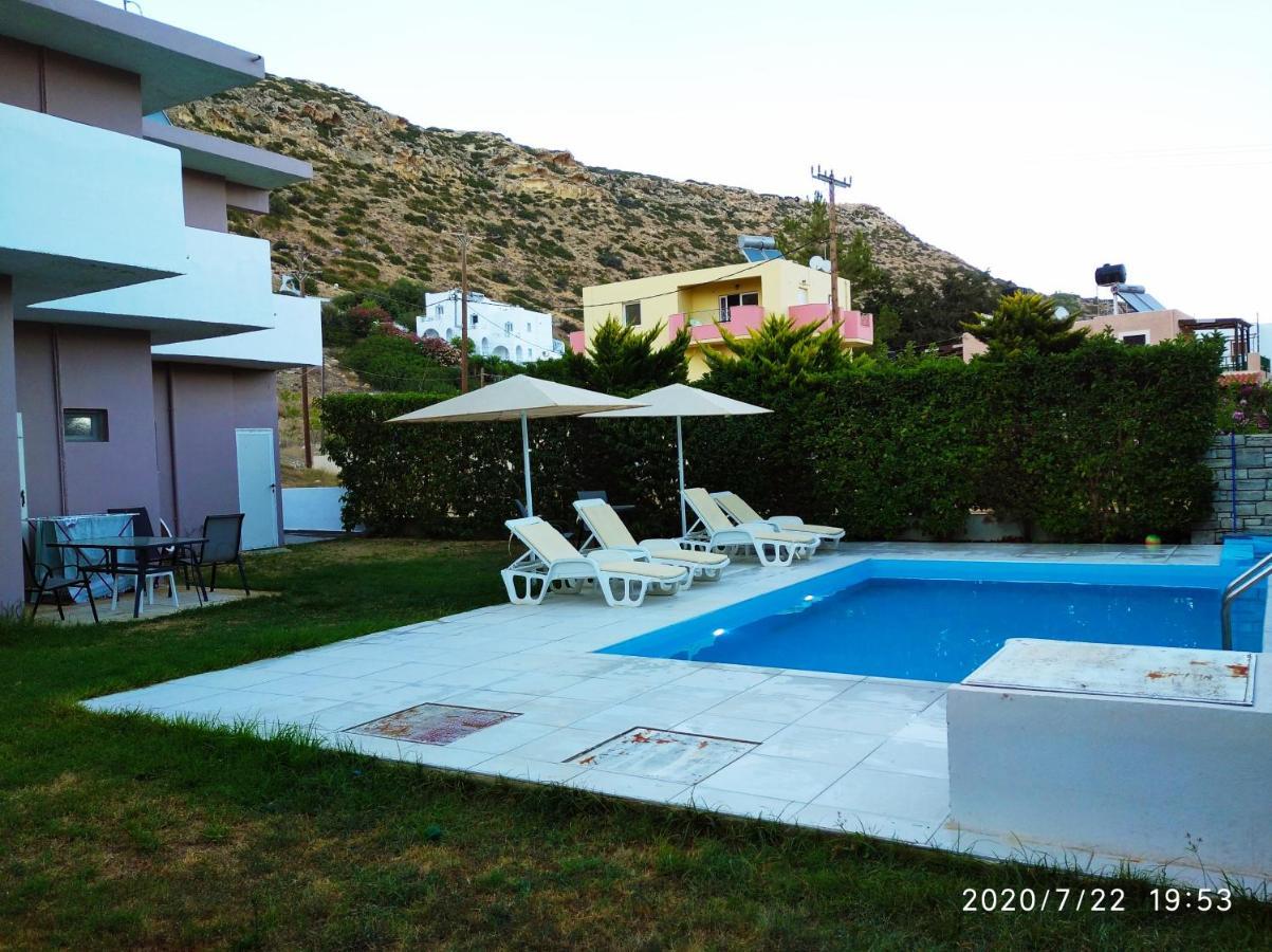 "Villa Kanavos" Apts Матала Екстер'єр фото
