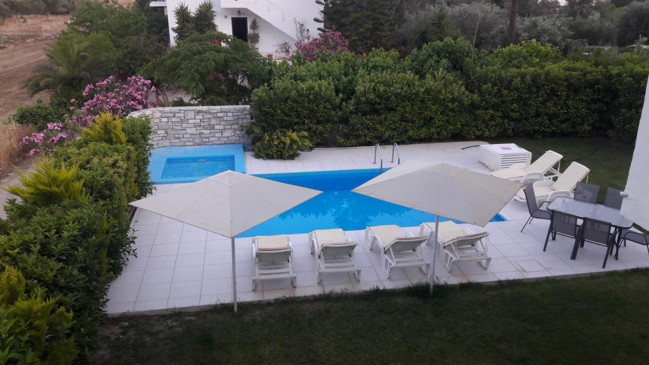 "Villa Kanavos" Apts Матала Екстер'єр фото